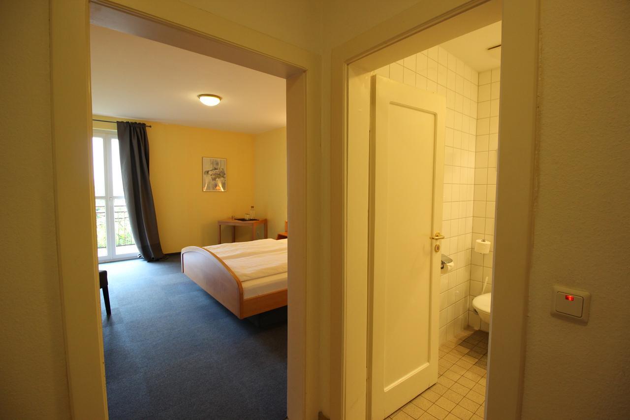 Hotel Berghof Albersweiler Extérieur photo